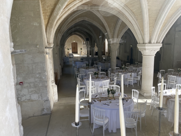 L'abbaye a accueilli, de 2008 à 2012, un parc de loisirs consacré au développement durable qui a connu un lourd déficit. Elle accueille désormais des séminaires et des réceptions.