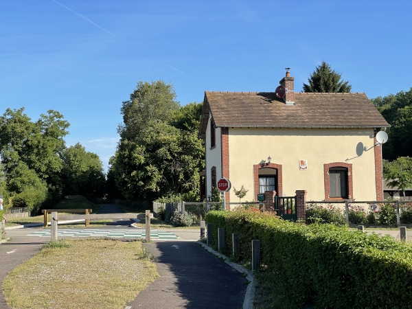 Ancienne maison de garde barrière sur la rue Saint-Anselme.