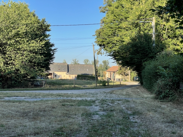 Nous arrivons au niveau de la ferme de la Villenaise.