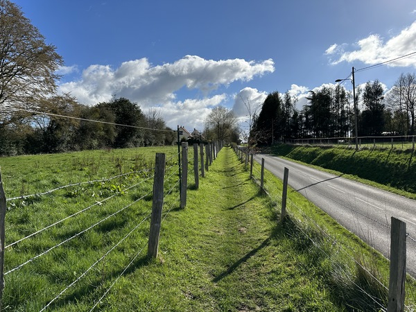 Nous dominons la route de Darnetal.