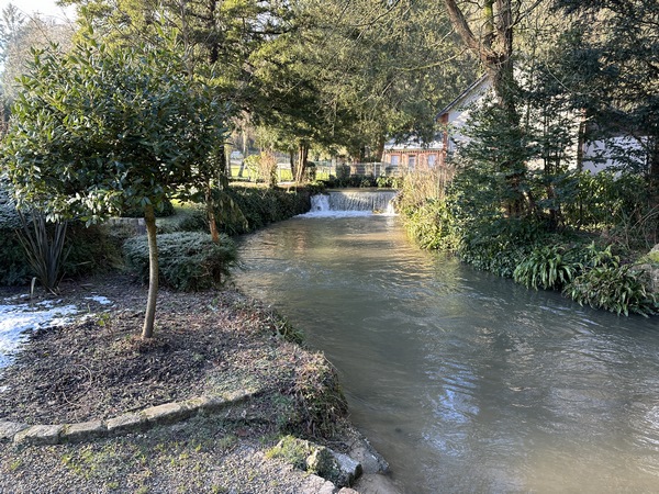 Après le centre ville, nous traversons le parc municipal du Clos Saint Martin.