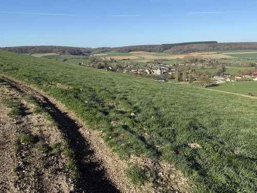 Vue sur Sigy-en-Bray depuis la butte du Grand Mont de Sigy.