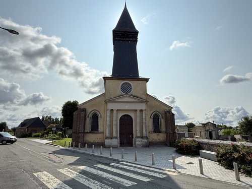 Retour au niveau de l'église Notre-Dame.