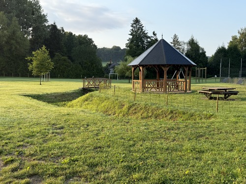 Nous partons du parking de la Salle Verte près de l'espace de jeux.