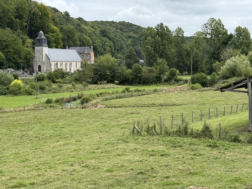 Retour à St-Pierre-du-Val dans la vallée de la Vilaine.