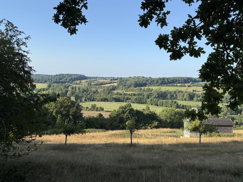 Vue sur la vallée de la Calonne depuis le Chemin du Bois de la Vigne.