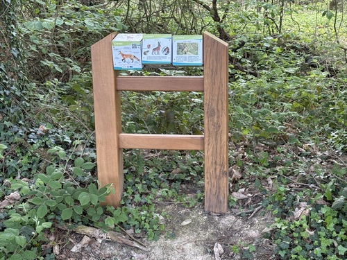 Exemple de panneau informatif du bois de la Ventelette.