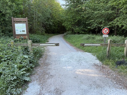 Entrée en forêt domaniale de la Londe-Rouvray.