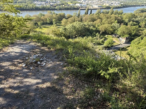 Vue sur la vallée de la Seine depuis le Chemin des Roches.