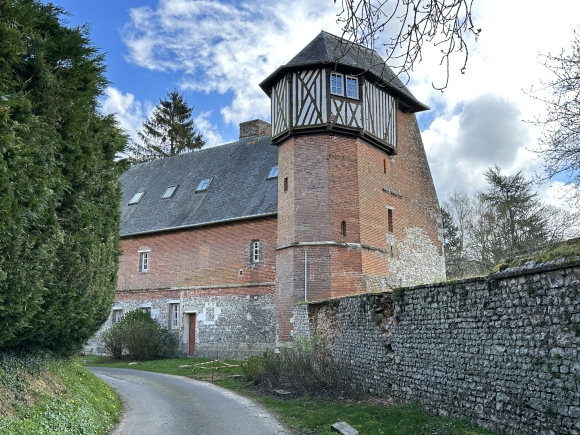 Vue de la randonnée A travers les terres de l'abbaye au départ de Ouville l'Abbaye, 76