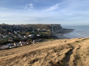 Vue de la randonnée Boucle avec le sentier côtier non loin de Dieppe au départ de St-Martin-en-Campagne, 76