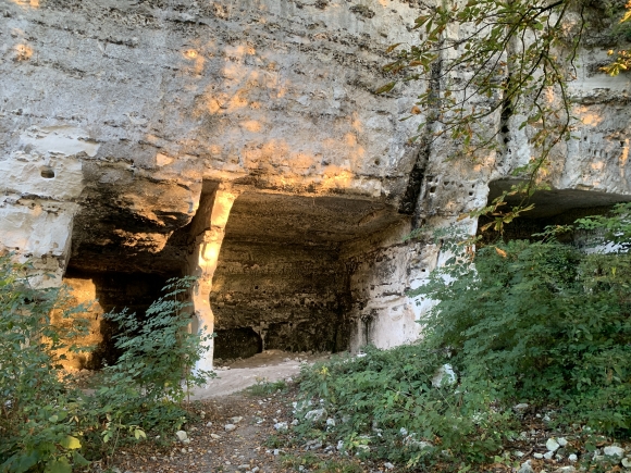 Vue de la randonnée L'ancien village troglodytique au départ de Orival, 76