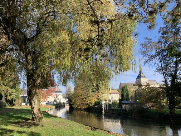 Vue de la randonnée Forêts et vallée de la Risle au Moulin d'Aclou au départ de Brionne sud, 27